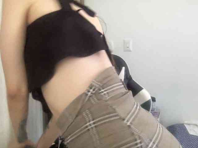 RevySadashiTrue webcam