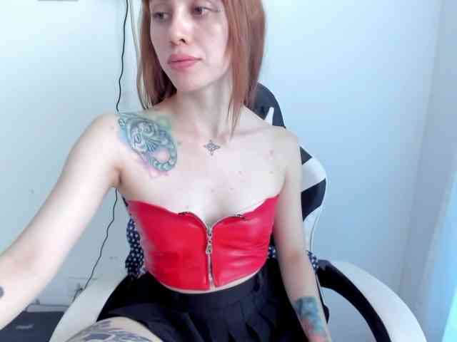 RevySadashiTrue webcam