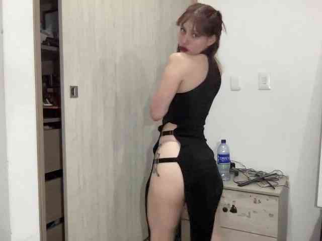 RevySadashiTrue webcam