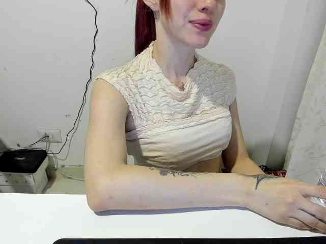 RevySadashiTrue webcam