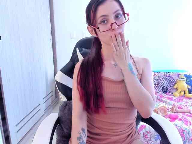 RevySadashiTrue webcam