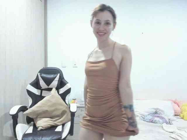 RevySadashiTrue webcam