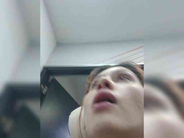 RevySadashiTrue webcam