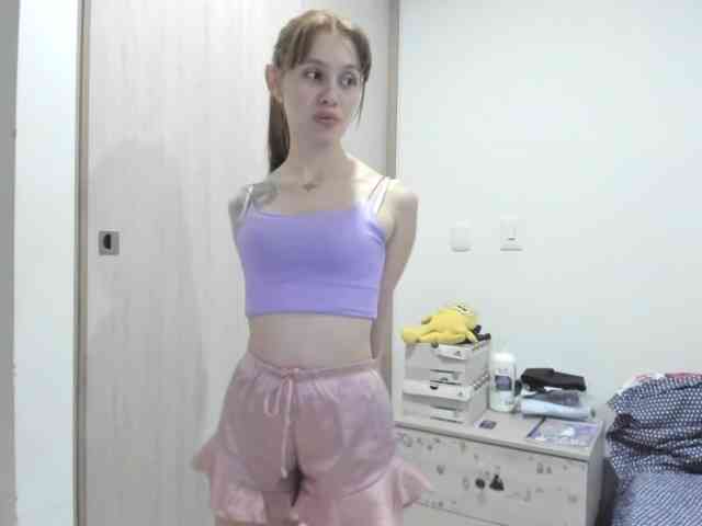 RevySadashiTrue webcam