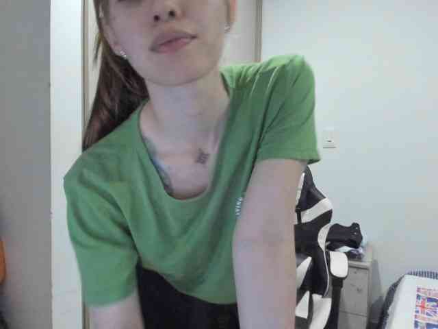 RevySadashiTrue webcam