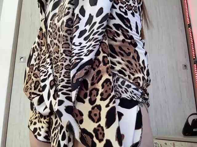 RevySadashiTrue webcam