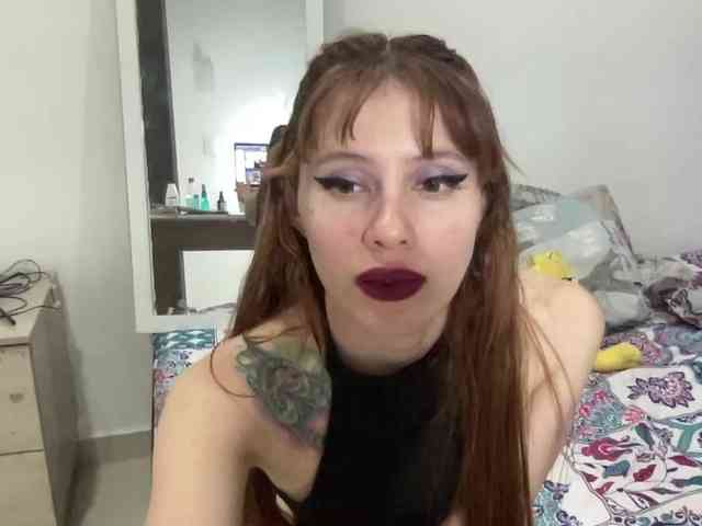 RevySadashiTrue webcam