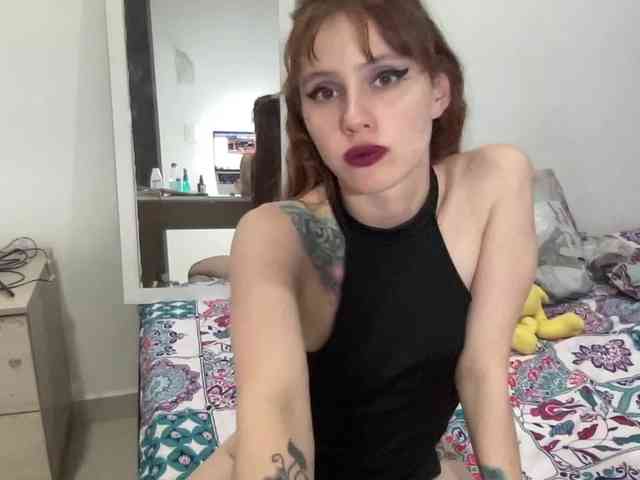 RevySadashiTrue webcam