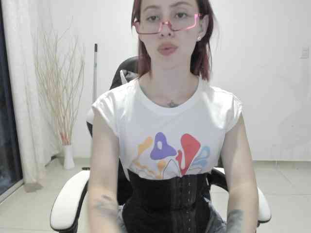 RevySadashiTrue webcam