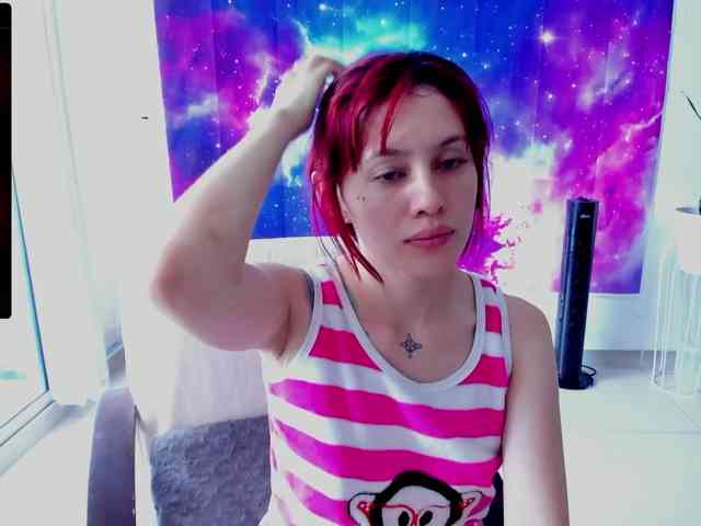 RevySadashiTrue webcam