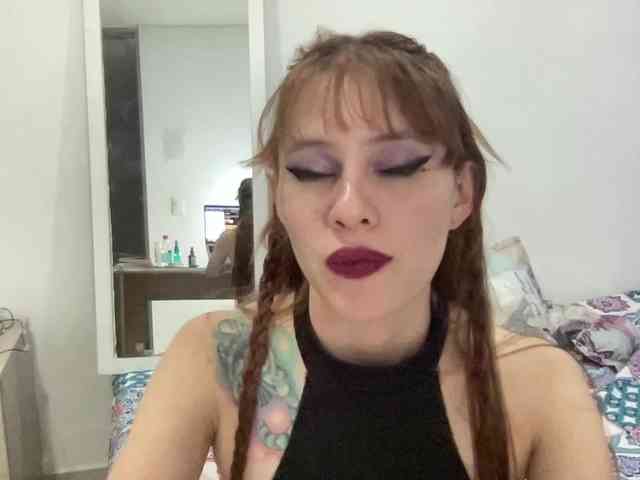 RevySadashiTrue webcam