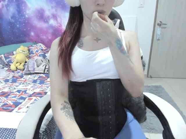 RevySadashiTrue webcam