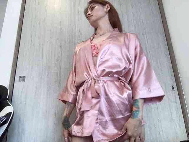 RevySadashiTrue webcam