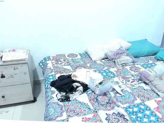 RevySadashiTrue webcam