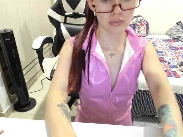 RevySadashiTrue webcam