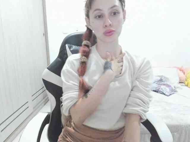 RevySadashiTrue webcam