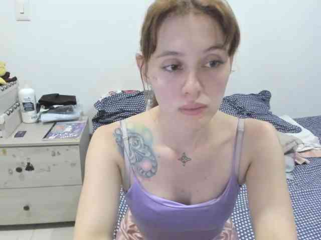 RevySadashiTrue webcam