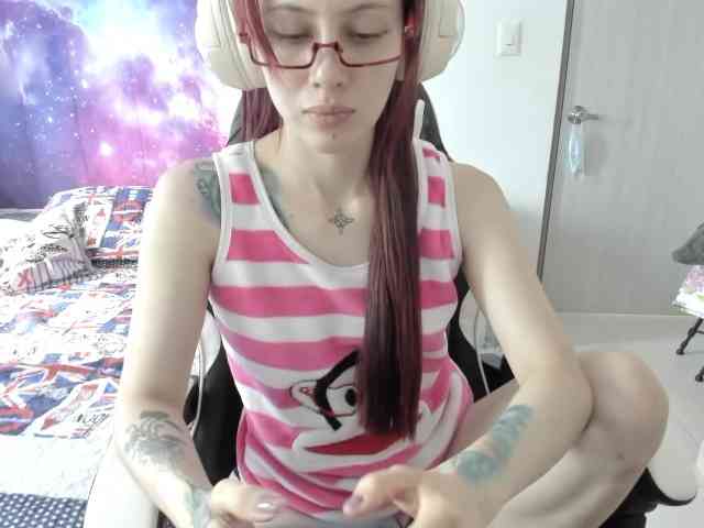 RevySadashiTrue webcam