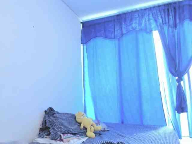 RevySadashiTrue webcam