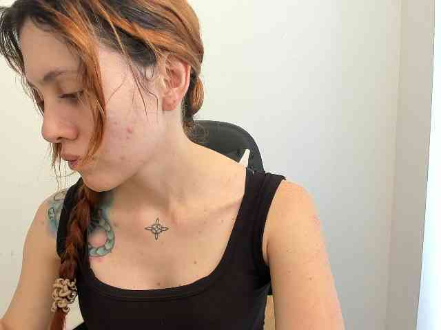 RevySadashiTrue webcam