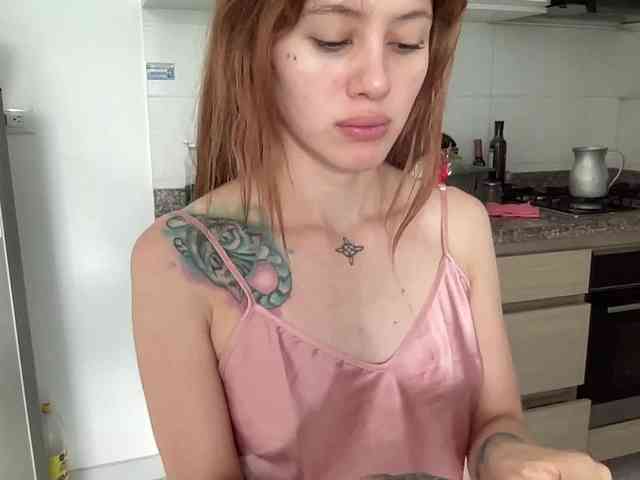 RevySadashiTrue webcam