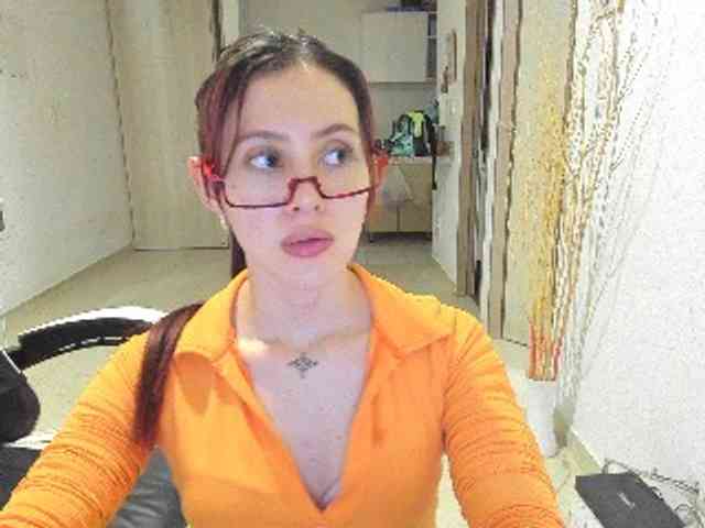 RevySadashiTrue webcam