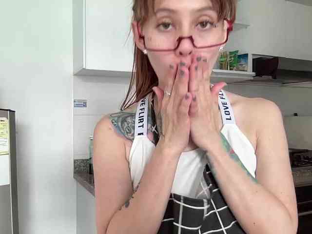 RevySadashiTrue webcam