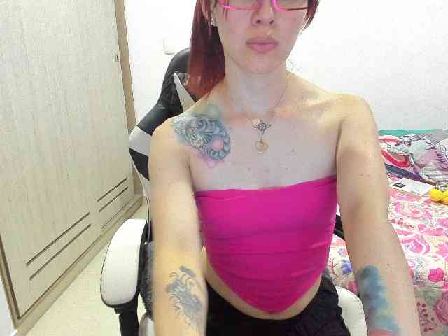 RevySadashiTrue webcam