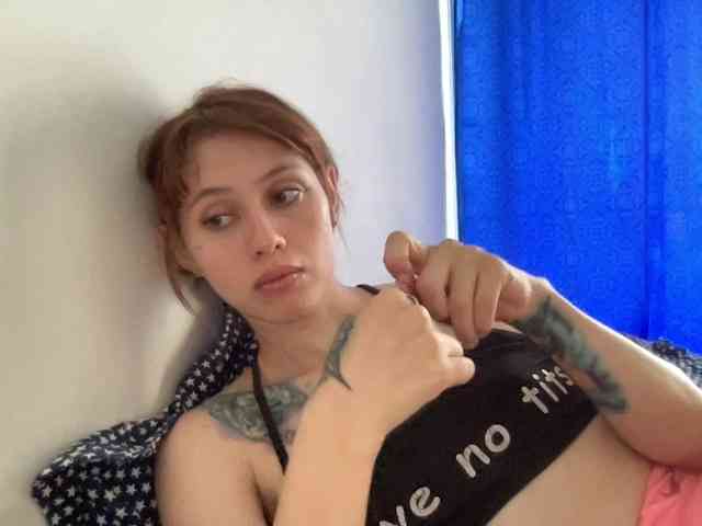 RevySadashiTrue webcam