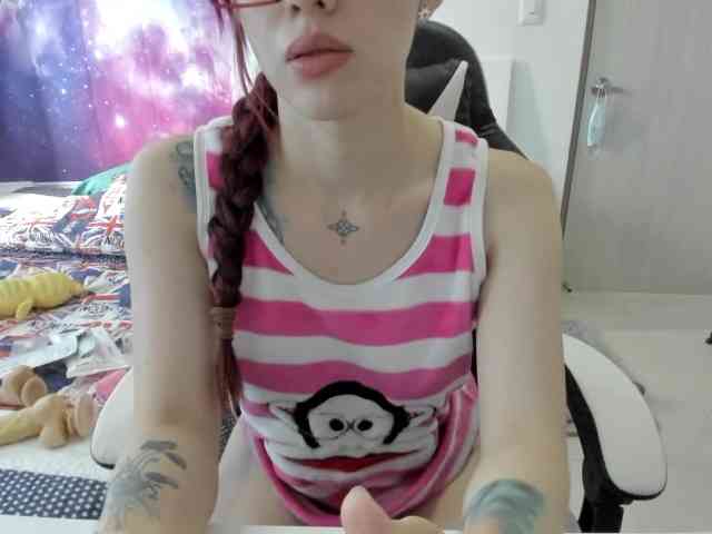 RevySadashiTrue webcam