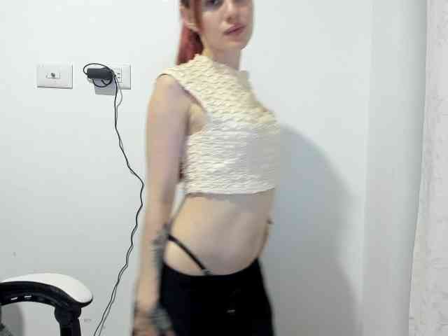 RevySadashiTrue webcam