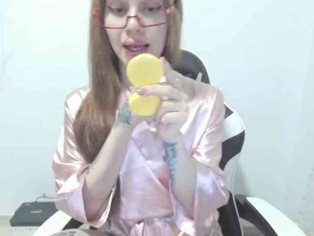 RevySadashiTrue webcam