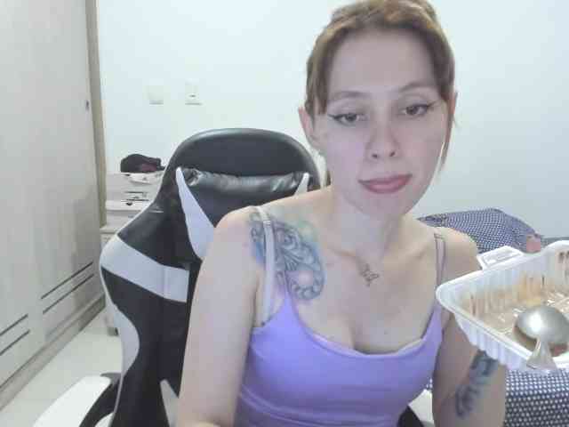 RevySadashiTrue webcam