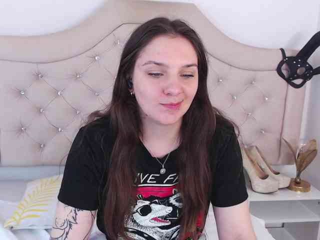 MayaHot webcam