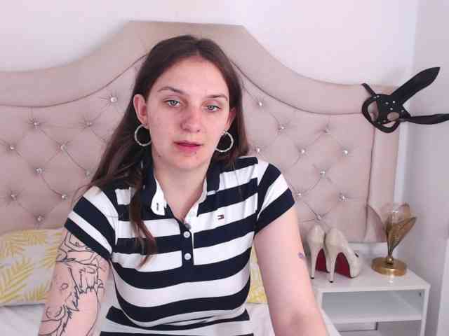 MayaHot webcam