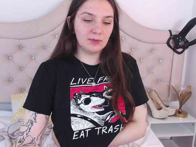 MayaHot webcam