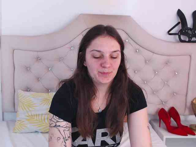 MayaHot webcam