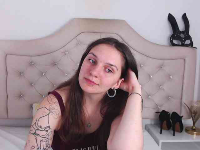 MayaHot webcam
