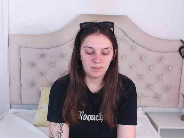 MayaHot webcam