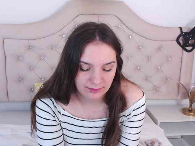 MayaHot webcam