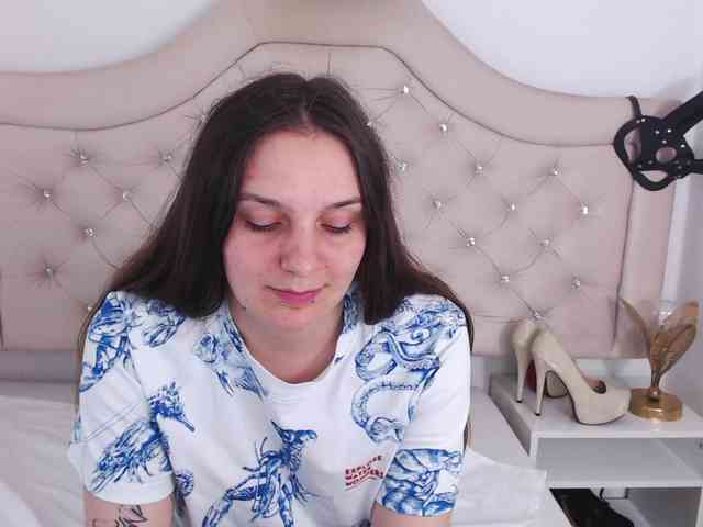 MayaHot webcam