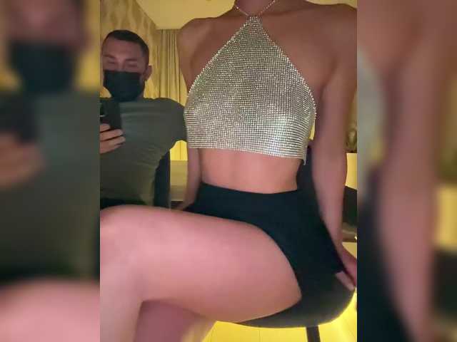 Two-loves1's BongaCams show and profile