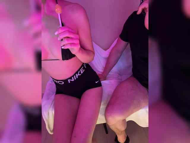 chat nude Two-loves1