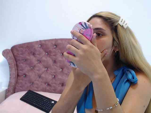 sharon-greey webcam