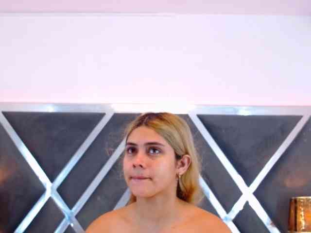 sharon-greey webcam