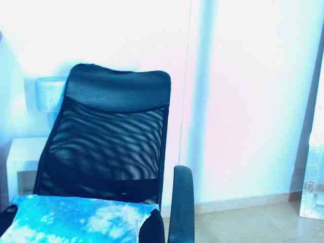 cam2cam chat Sharon-greey