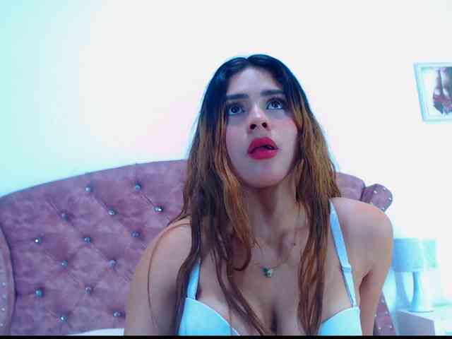 amateur nude online Sharon-greey