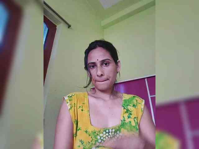 Pakhi webcam