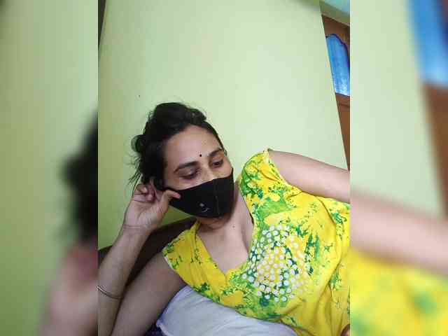 Pakhi webcam