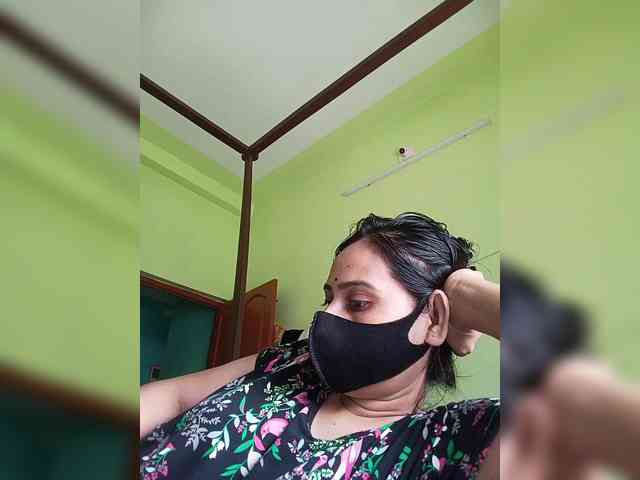 Pakhi webcam